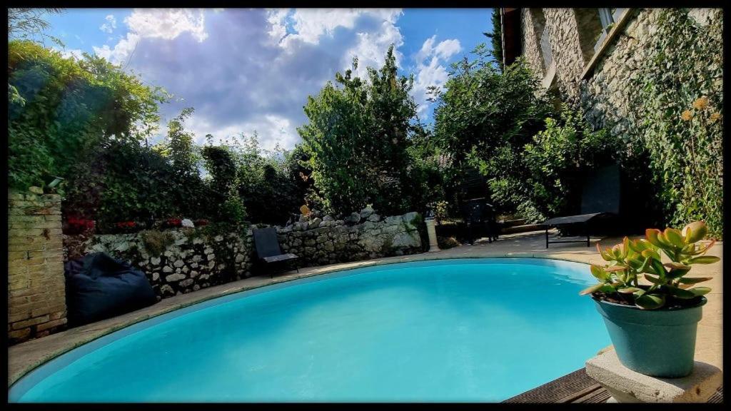 Les Jardins De Kuz - Baleine Hotel Bernin Kültér fotó